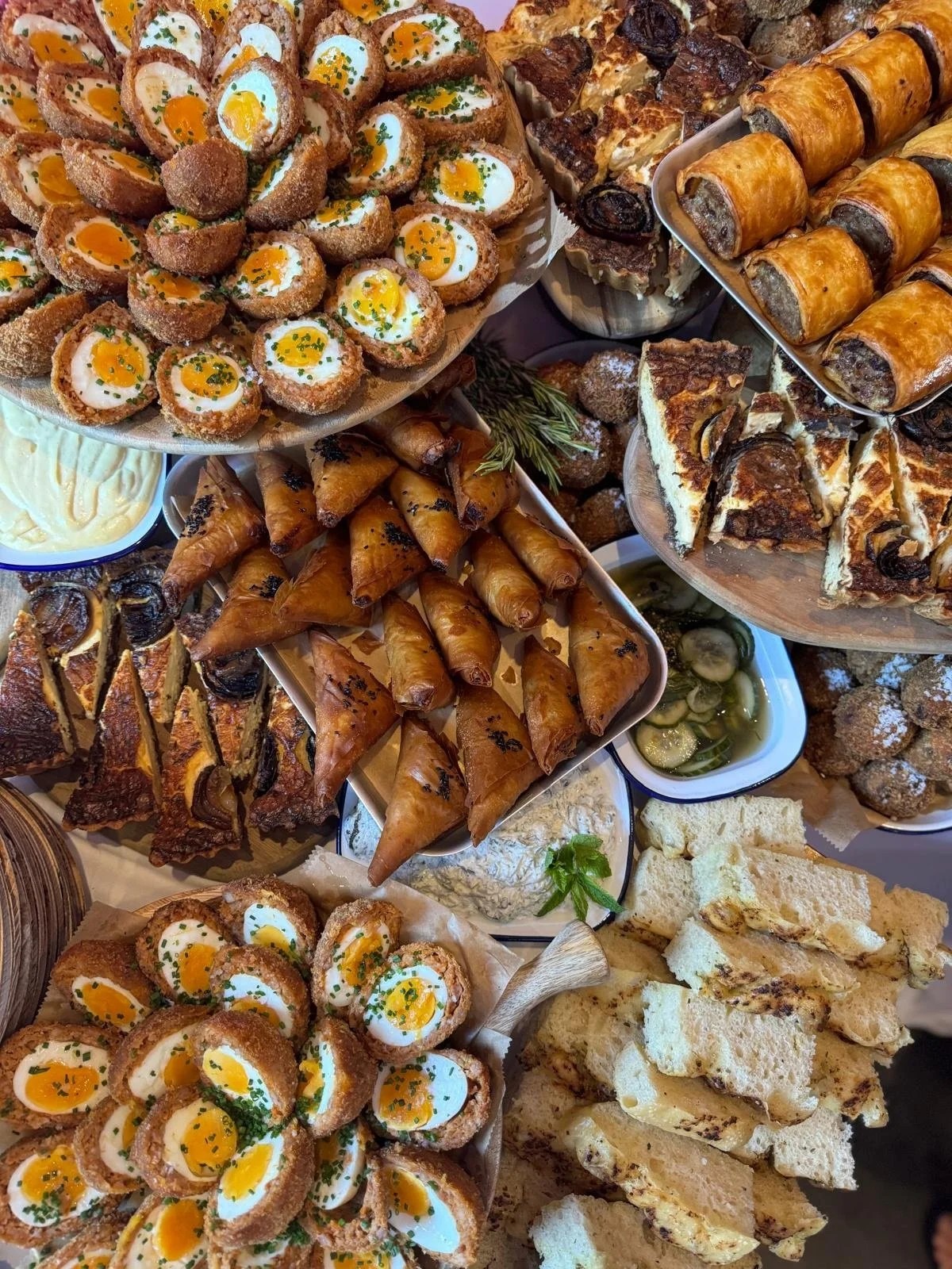Grazing table presentation 1