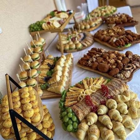 Grazing table presentation 2